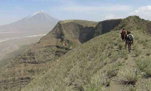 mt kenya hiking